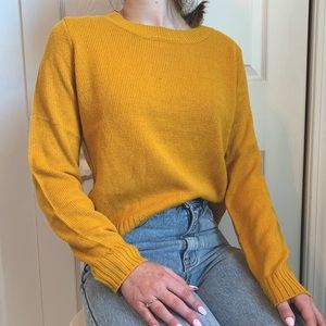 H&M DIVIDED Mustard Crewneck Knit Sweater
